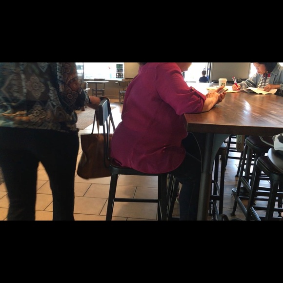 Meet the Posher's Charmaine. - Picture 7 of 8